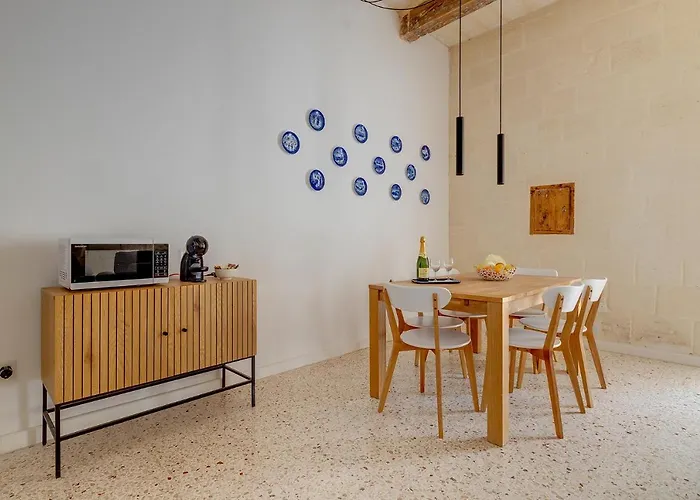 Comfy 2 Bedroom Flat In The Heart Of Valletta